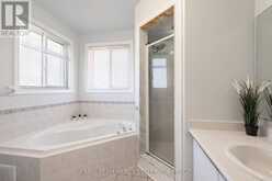 4 WHISPERING PINE PLACE | Barrie Ontario | Slide Image Twenty-two