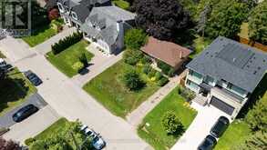 1405 CONSTANCE DRIVE | Oakville Ontario | Slide Image Three