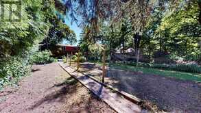 36 RIVERDALE DRIVE | Toronto Ontario | Slide Image Twenty-eight