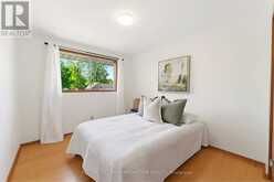 665 RICHMOND AVENUE N | Listowel Ontario | Slide Image Nineteen
