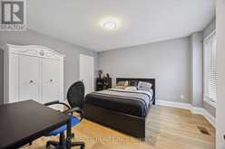 64 SPENCE DRIVE | Aurora Ontario | Slide Image Thirty