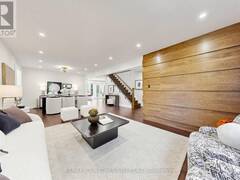 3 COBBLESTONE DRIVE Toronto Ontario, M2J 2X6