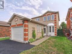 70 DUNSMORE CRESCENT Richmond Hill Ontario, L4C 0C5