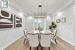 12 ACACIA COURT | East Gwillimbury Ontario | Slide Image Eleven