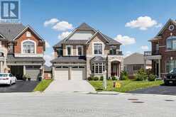 12 ACACIA COURT | East Gwillimbury Ontario | Slide Image Two