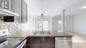138 SUN KING CRESCENT | Barrie Ontario | Slide Image Twelve