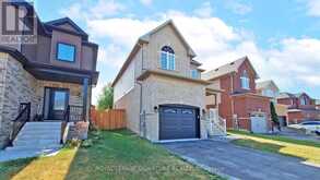 138 SUN KING CRESCENT | Barrie Ontario | Slide Image Two