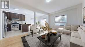 138 SUN KING CRESCENT | Barrie Ontario | Slide Image Eight