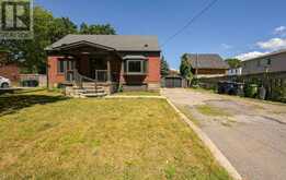 8 YVONNE AVENUE N | Toronto Ontario | Slide Image One