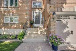 1 MARGARET PLACE | Georgina Ontario | Slide Image Three