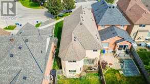 132 ESTATE GARDEN DRIVE | Richmond Hill Ontario | Slide Image Forty-three
