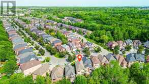 132 ESTATE GARDEN DRIVE | Richmond Hill Ontario | Slide Image Forty-six