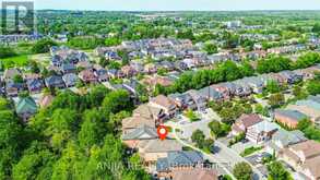 132 ESTATE GARDEN DRIVE | Richmond Hill Ontario | Slide Image Forty-eight
