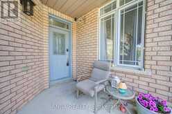 132 ESTATE GARDEN DRIVE | Richmond Hill Ontario | Slide Image Five