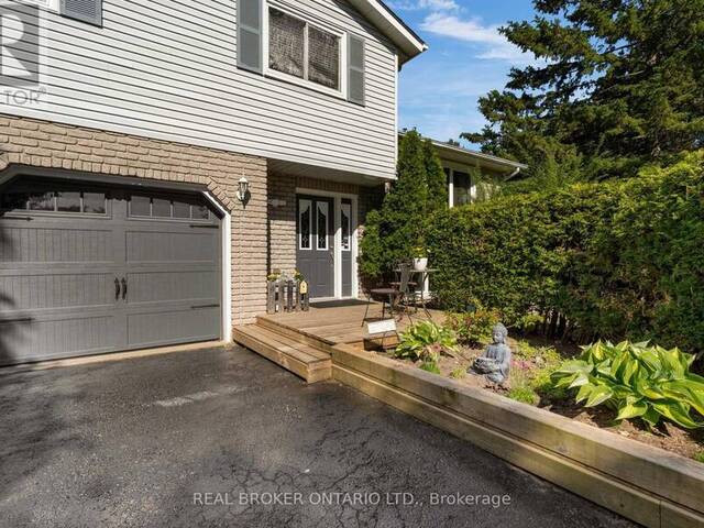 215 MARY ANNE DRIVE Barrie Ontario, L4N 4T1 - 4 Bedrooms Home For Sale
