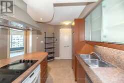 707 - 550 QUEENS QUAY W | Toronto Ontario | Slide Image Twelve