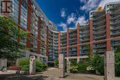 707 - 550 QUEENS QUAY W | Toronto Ontario | Slide Image One