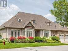 9 EMERALD HEIGHTS DRIVE | Whitchurch-Stouffville Ontario | Slide Image Three