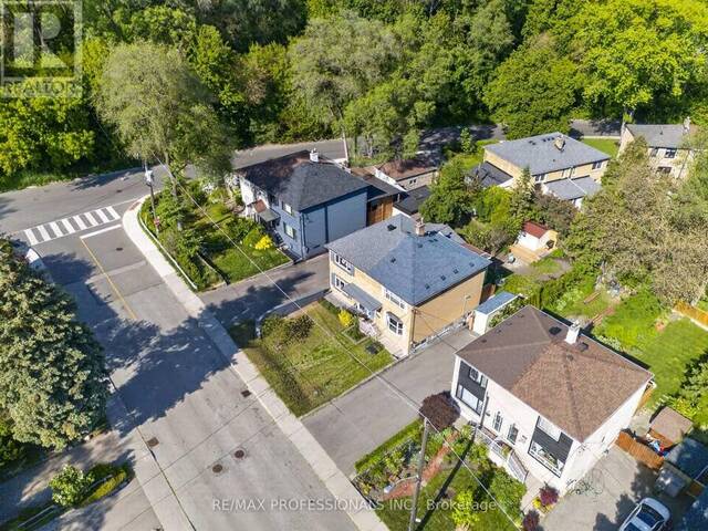 69 SKYLARK ROAD Toronto Ontario, M6S 4M5 - 3 Bedrooms Home For Sale