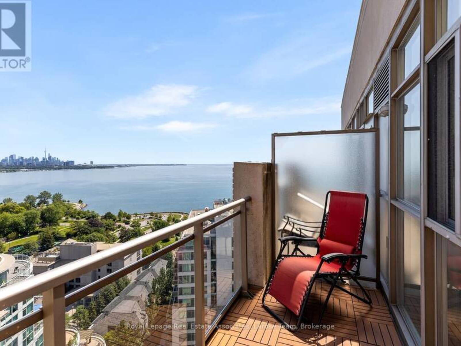 2101 - 3 MARINE PARADE DRIVE, Toronto, Ontario M8V 3Z5