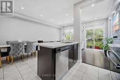 20 DAVENFIELD CIRCLE | Brampton Ontario | Slide Image Eight