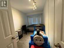 3 WATERFORD CRESCENT | Hamilton Ontario | Slide Image Thirteen