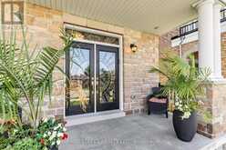 11 ROBERT BALDWIN BOULEVARD | East Gwillimbury Ontario | Slide Image Three