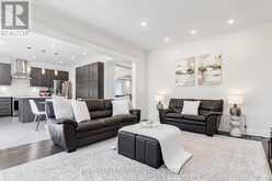 11 ROBERT BALDWIN BOULEVARD | East Gwillimbury Ontario | Slide Image Six