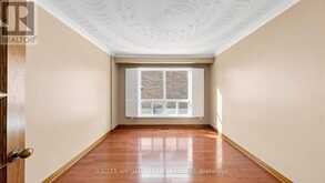 30 CLUBHOUSE COURT | Toronto Ontario | Slide Image Nine