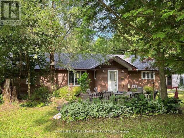 16431 HWY 35 Algonquin Highlands Ontario, K0M 1J1 - 4 Bedrooms Waterfront Home For sale