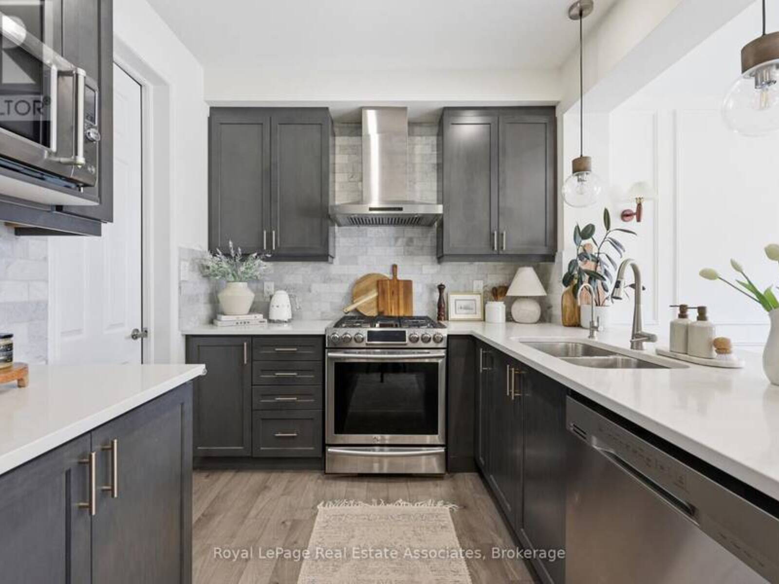 27 - 1222 ROSE WAY, Milton, Ontario L9E 1P2