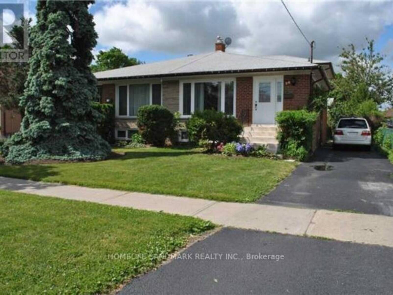 28 ROYWOOD DRIVE, Toronto, Ontario M3A 2C6