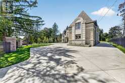 28 PERSONNA BOULEVARD | Markham Ontario | Slide Image Five