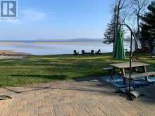 4 CRESCENT ROAD | Sundridge Ontario | Slide Image Seven