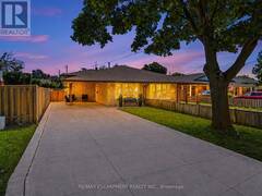 167 BERKINDALE DRIVE Hamilton Ontario, L8E 2R6