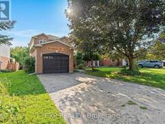 10 ELEPHANT HILL DRIVE Clarington Ontario, L1C 4M5