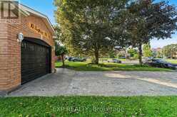10 ELEPHANT HILL DRIVE | Clarington Ontario | Slide Image Four