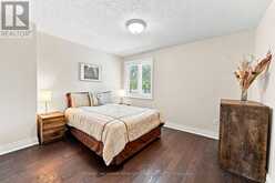 111 WHISPERING PINE TRAIL | Aurora Ontario | Slide Image Thirty-one