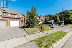 12 MCCLEAVE CRESCENT | Brampton Ontario | Slide Image Two