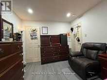 36 WINDMILL BOULEVARD | Brampton Ontario | Slide Image Sixteen