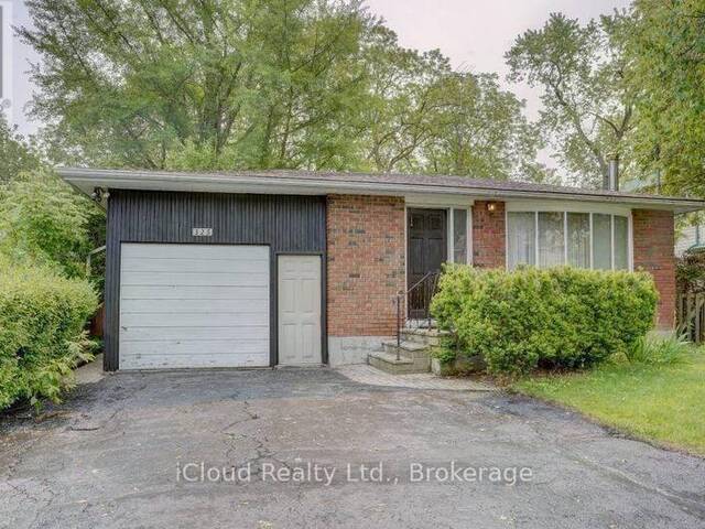 325 DYSON ROAD Pickering Ontario, L1W 2N1 - 5 Bedrooms Home For Sale