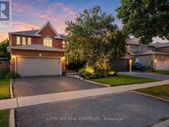 112 MULHOLLAND DRIVE Vaughan Ontario, L4J 7T8