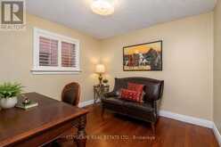 112 MULHOLLAND DRIVE | Vaughan Ontario | Slide Image Twenty