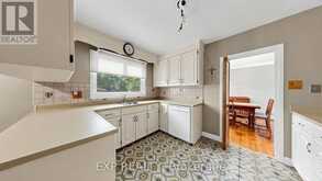 43 AMELIA STREET S | Barrie Ontario | Slide Image Eight