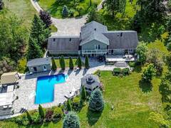 2 MILLS CIRCLE Midhurst Ontario, L9X 0J7