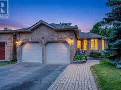 20 MCVEIGH DRIVE Barrie Ontario, L4N 7E2
