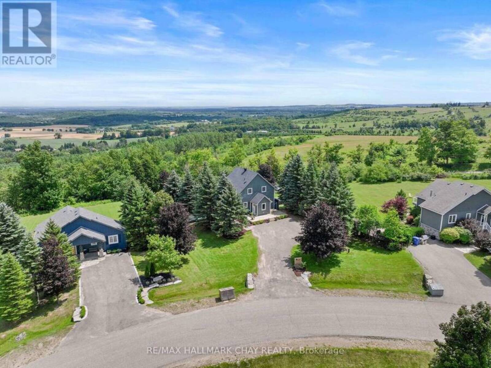 8 LLOYD'S TRAVERSE CRESCENT, Mulmur, Ontario L9V 3H6