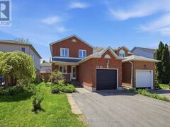 1154 BEAVER VALLEY CRESCENT Oshawa Ontario, L1J 8N3