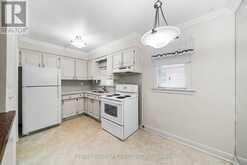 27 SUNRAY CRESCENT | Toronto Ontario | Slide Image Ten