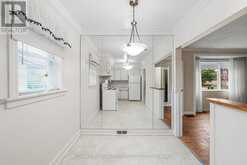 27 SUNRAY CRESCENT | Toronto Ontario | Slide Image Twelve